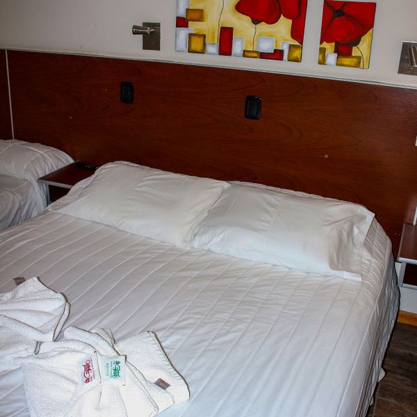 CRISTAL HOTEL Segunda Generación 3 estrellas