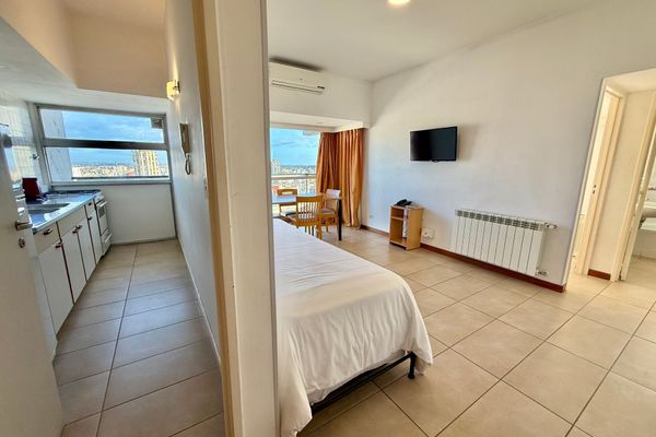 Departamento de 2 ambientes superior con vista a la ciudad