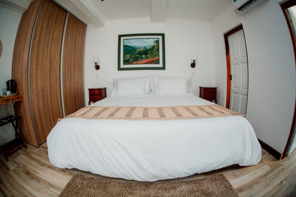 Habitación suite vista al rio