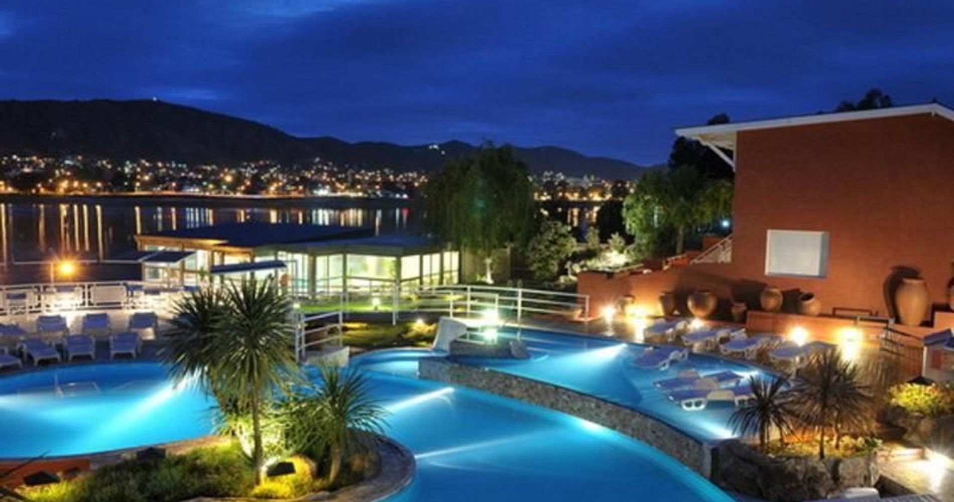 Lake Buenavista Apart & Suites