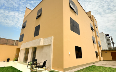 RigVeda - 
                                    Estacionamiento                                