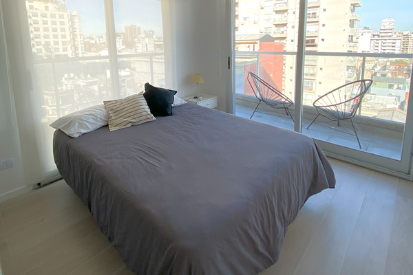 Encantador monoambiente con piscina a 1 cuadra del Hospital Italiano [Rawson]