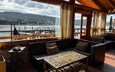 PuertoPireo - Recepción las 24 horas