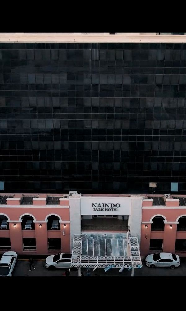 Naindo Park Hotel