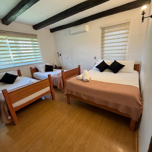 Hoy Es Almendral Hotel