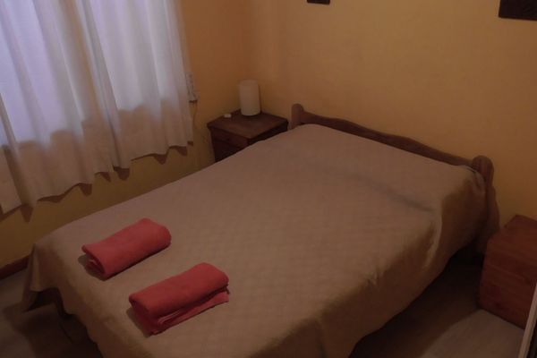 Habitación Matrimonial con baño compartido