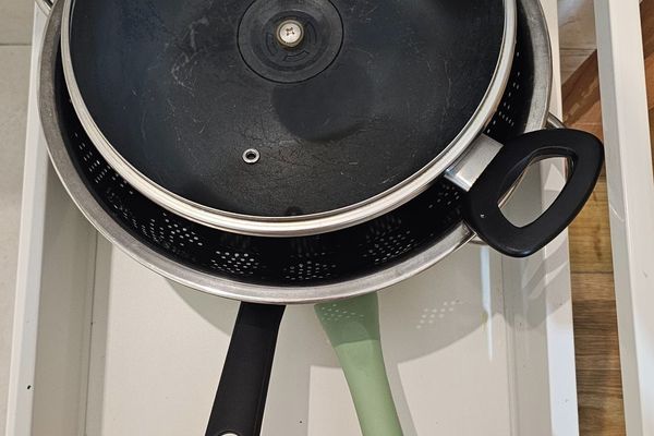 Depto monoambiente sobre calle Quesada, Belgrano.