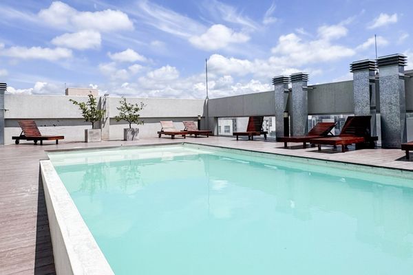 New India Apartment - con amenities, centrico.