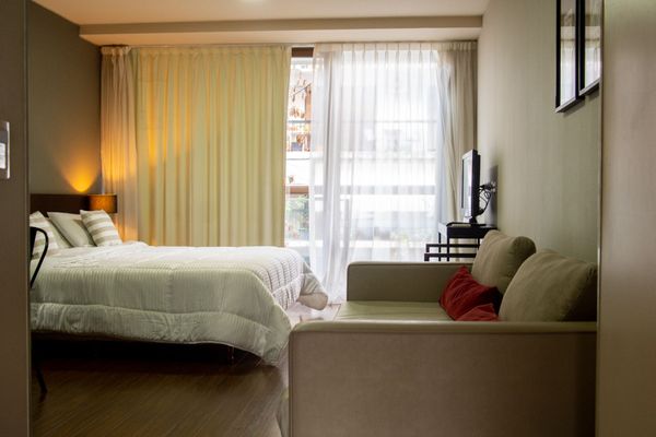 Triple Balcony Apartment Palermo