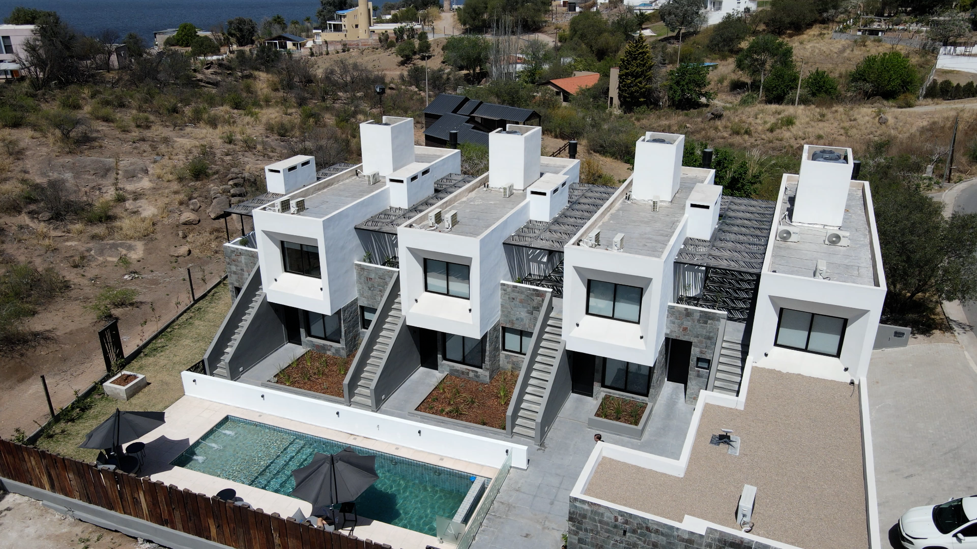 APARTS DE LA VILLA