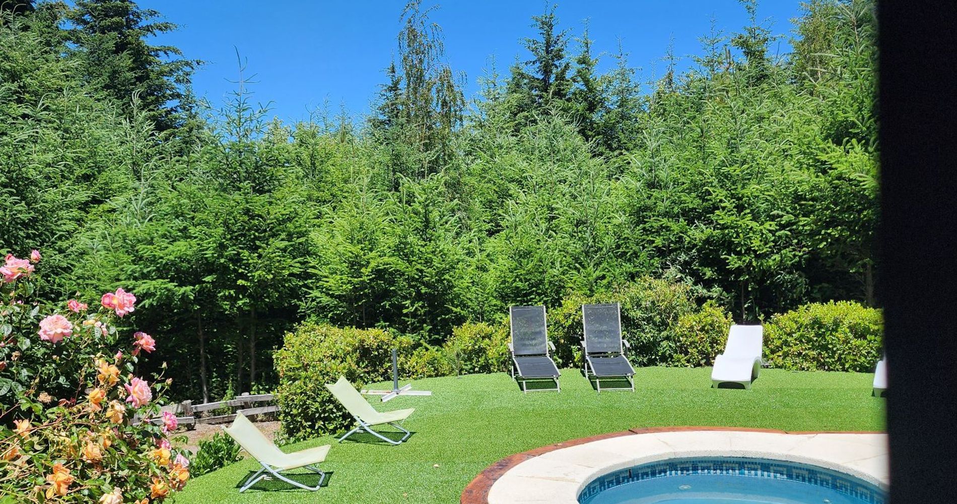 Casa del Bosque Aparts & Suites