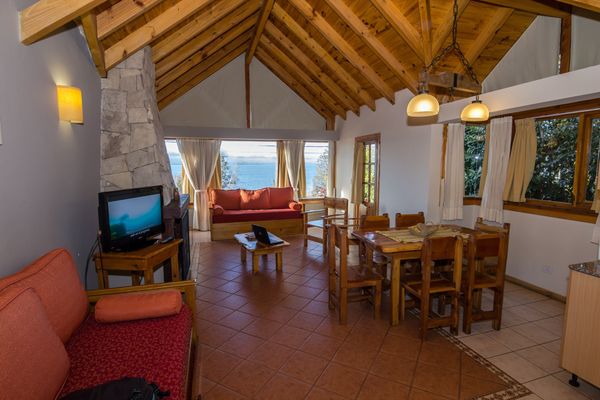 Habitación Superior con vistas al lago (LACAR)