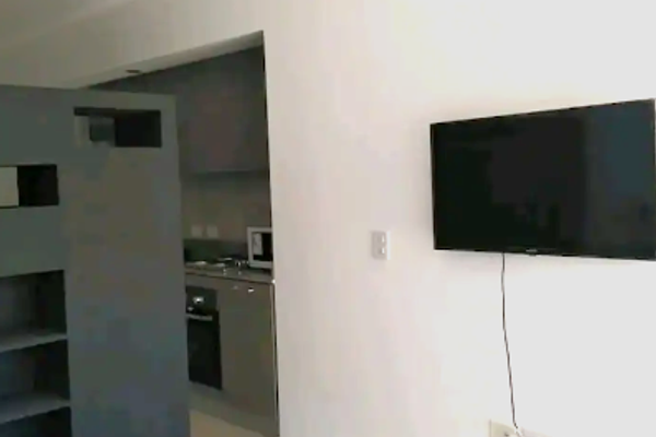 Depto monoambiente sobre Av. Córdoba [5D]