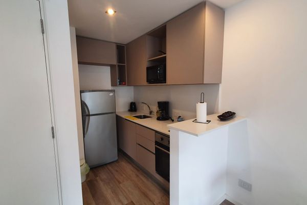 Amplio depto monoambiente sobre Godoy Cruz