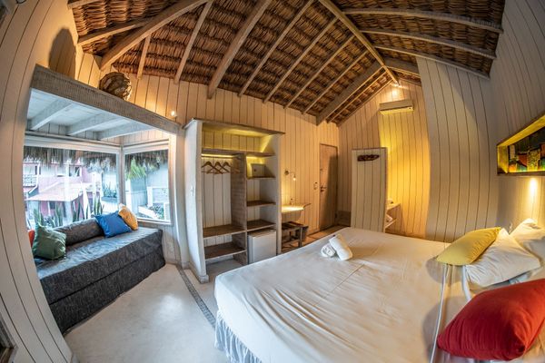 Quarto Triplo Superior (Vista Praça)