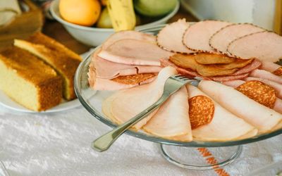 HotelPosadadelRioParqueMetrenehue - Desayuno en cabaña