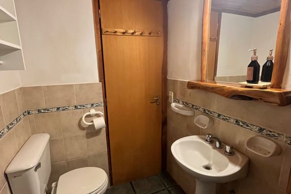 Cabaña para cinco personas con dos baños 