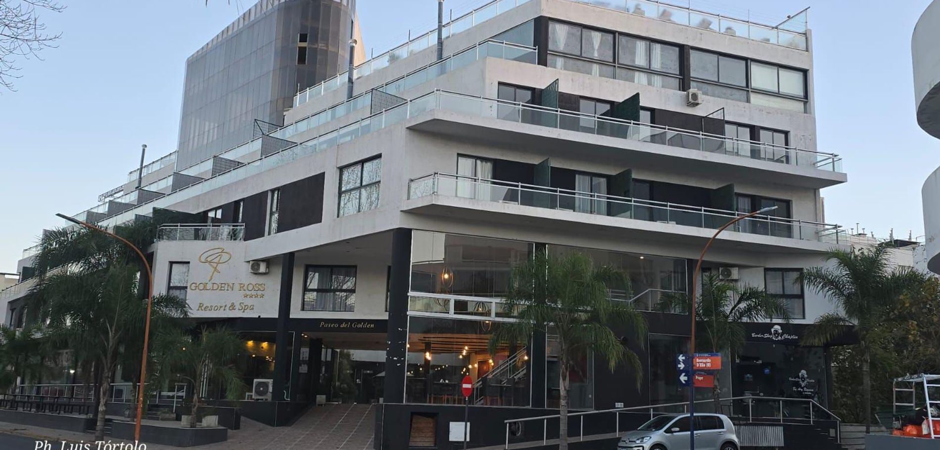 HOTEL GOLDEN ROSS RESORT & SPA