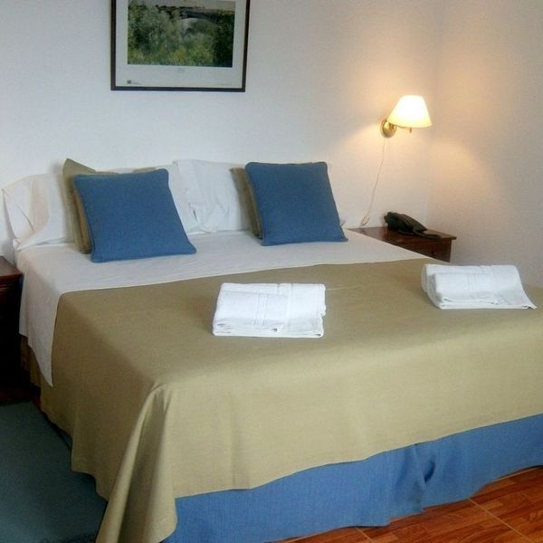 LAS ARDILLAS - CABAÑAS & SUITES - LA FALDA