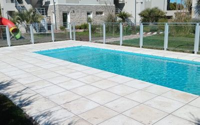 ApartLaFrontera - 
                                    Piscina                                