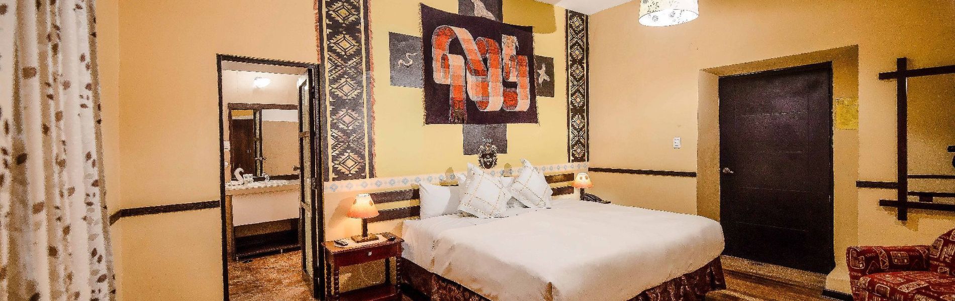 YABAR HOTEL PLAZA
