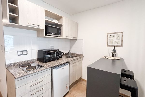 New India Apartment - con amenities, centrico.