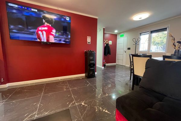 Casa Rosas (Rosas 460)