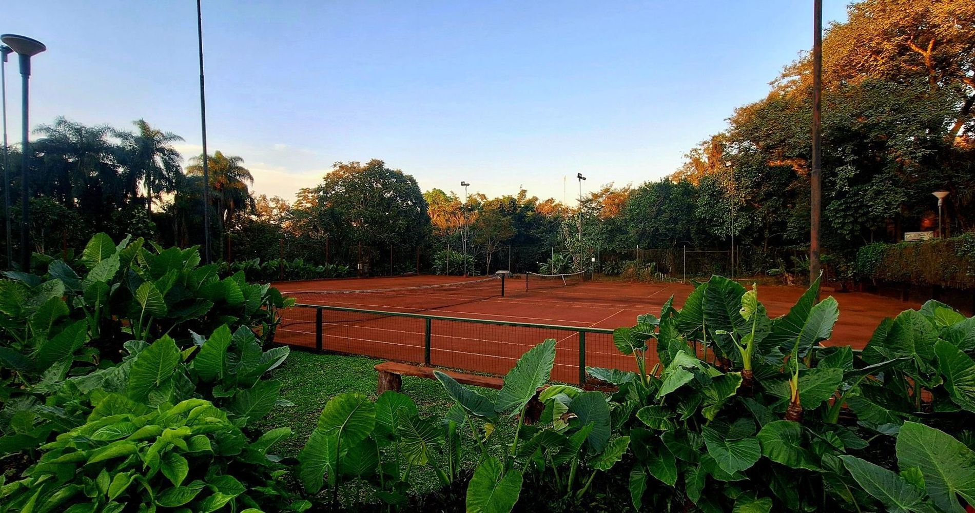 Raíces Amambai Lodges