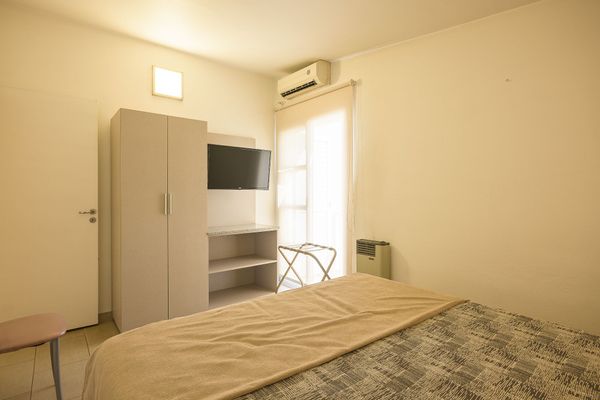 Sector Sierras 1 (2 Plantas) - 3 Habitaciones y 2 baños (Hasta 2 huéspedes) 