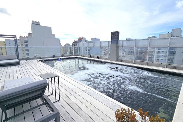 Depto monoambiente sobre calle Quesada, Belgrano.