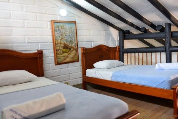 Cantares VIP Multiple