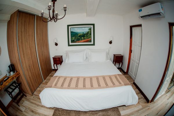 Habitación suite vista al rio