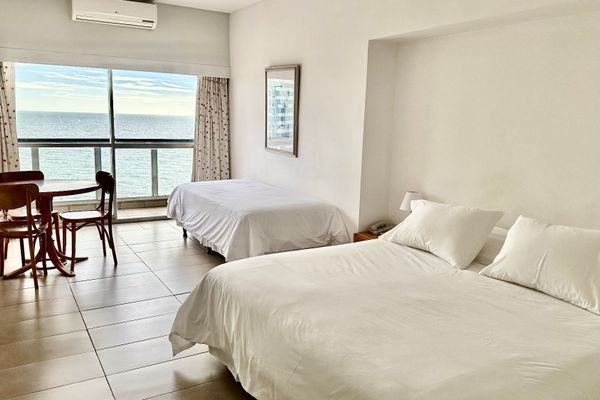 Departamento de 1 ambiente superior vista lateral al mar