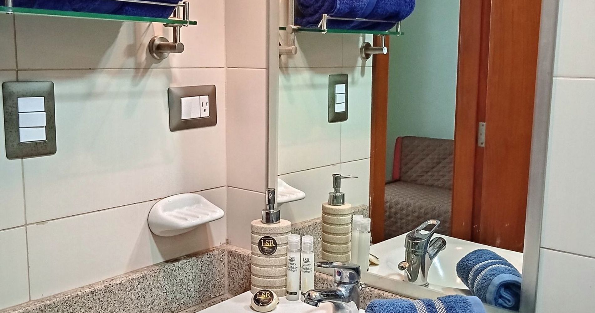 Luxury Suites River Front