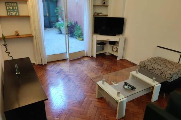 Depto 3 ambientes sobre calle Cabral, en Martinez