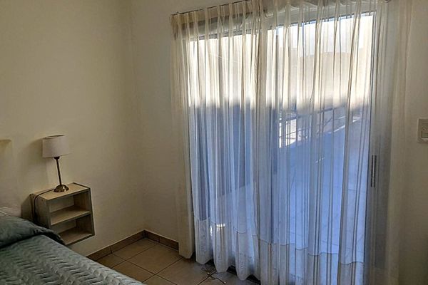 Departamento 4. ( 3 plazas)