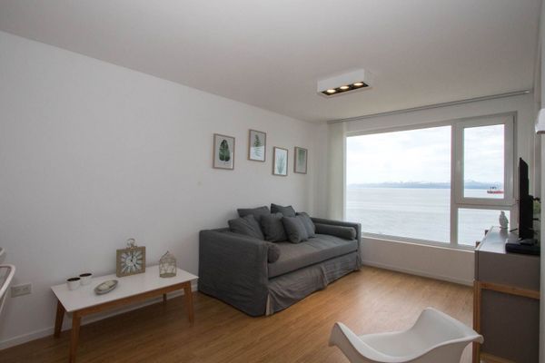 De La Costa 3 Ambientes Canal