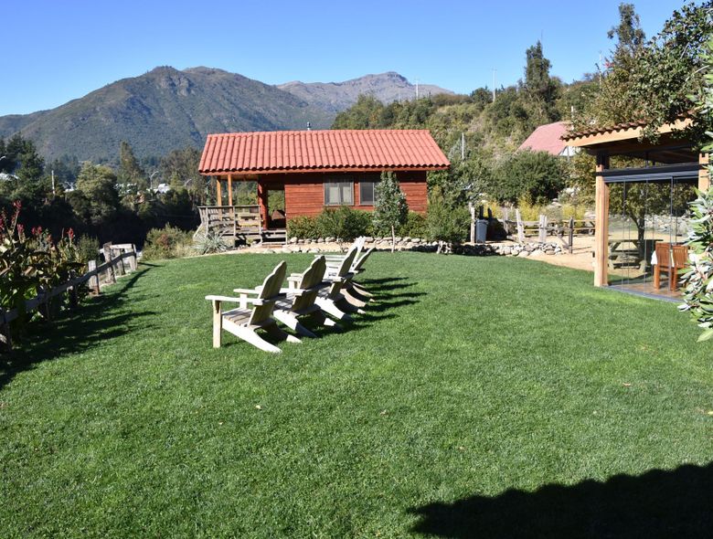Los Quenes River Lodge