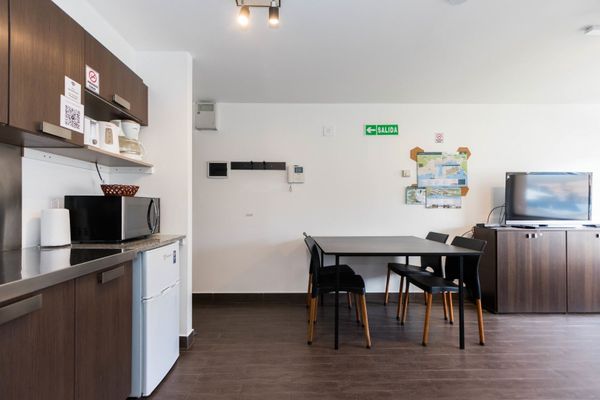 Rivadavia 3J (Rivadavia 38)