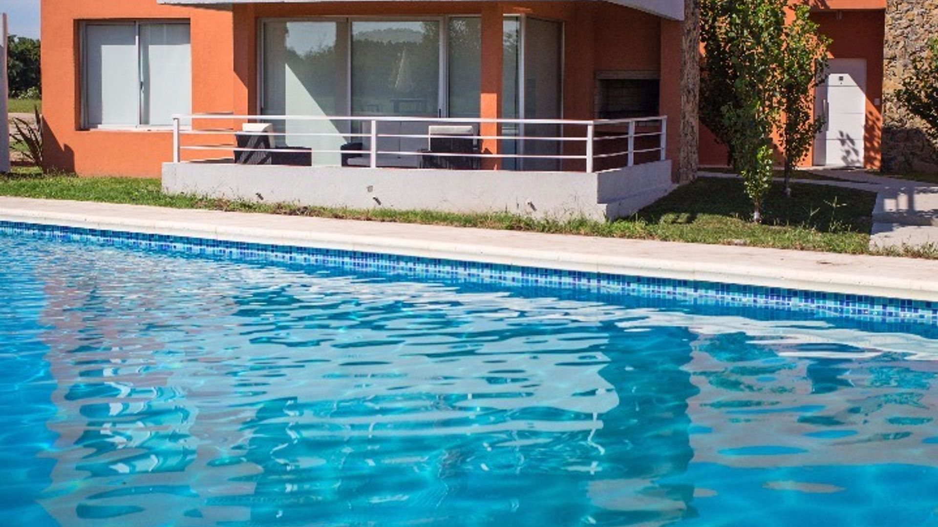 Lomas Del Real Aparthotel
