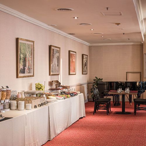 Hotel Quinto Centenario