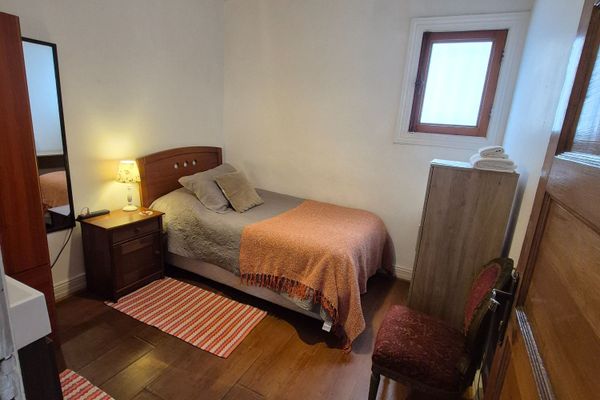 Habitación Individual con baño compartido