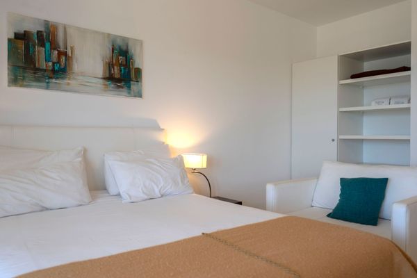 Apartamento Studio 3er Piso con AA