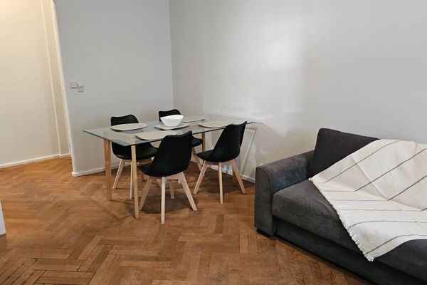 Depto 2 ambientes sobre calle Moldes, Belgrano