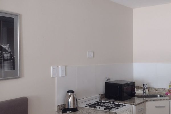 Monoambiente dos camas Queen