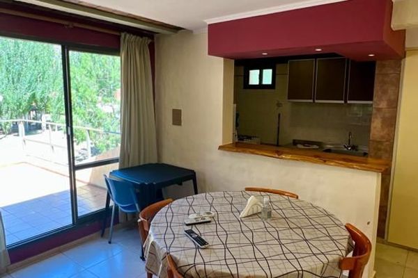 Cabaña con Balcón y Parrilla