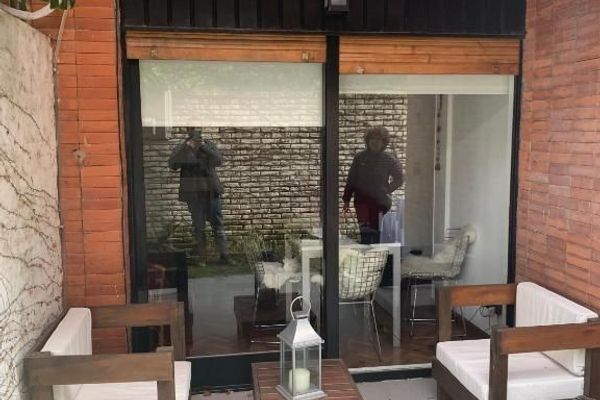 Depto 3 amb sobre Eduardo Costa, en Martinez