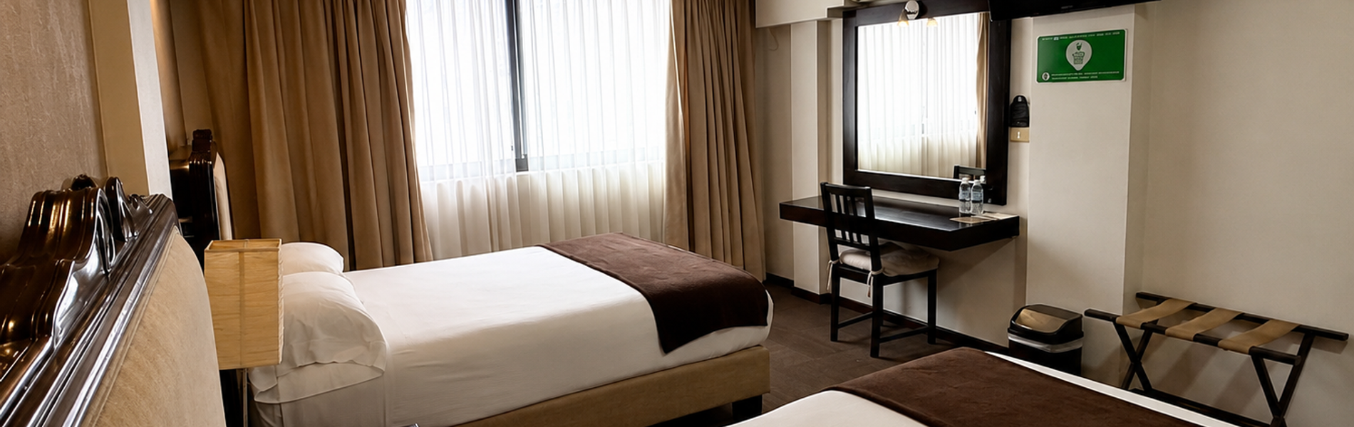 Clara Luna Hotel
