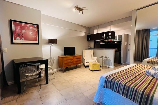 Monoambiente con piscina y gym en Palermo [Sta Fe 3]