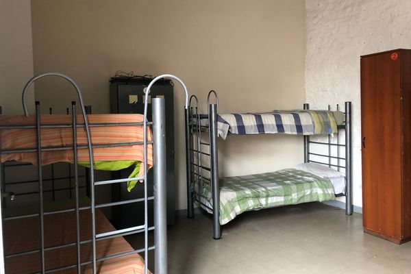 Cama en habitación compartida mixta de 6 camas 205